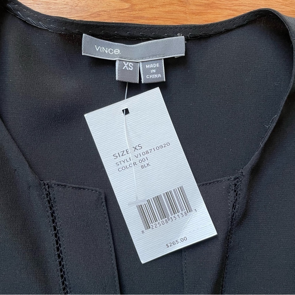 Vince V-neck Split Neck Cap Sleeve 100% Silk Black Minimalist Neutral Blouse Top - Picture 5 of 11